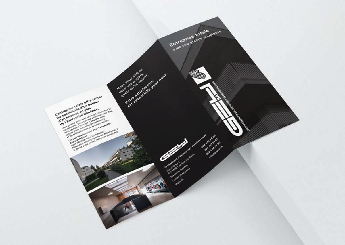 Dépliant publicitaire à trois volets pour l'entreprise GEY SA avec photos de réalisations immobilières - Chiche communication