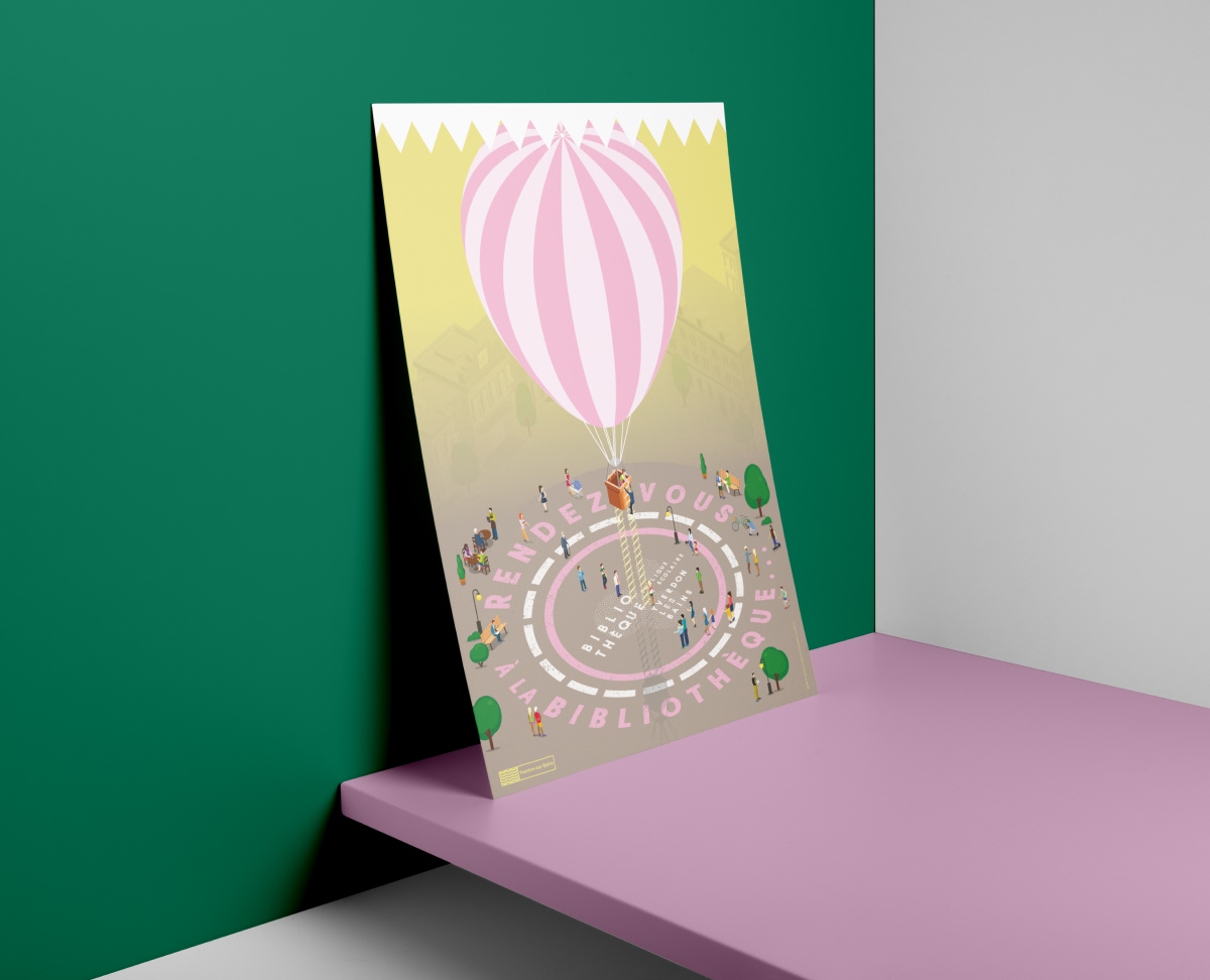 Affiche avec une montgolfière rose posée contre un mur vert - Chiche communication